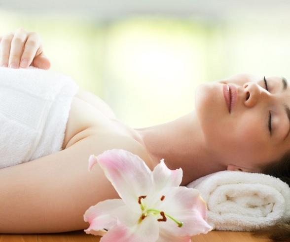 Body to body massage spa in Whitefield